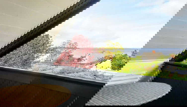 Foto 1 - 6 Person Holiday Home in Fur