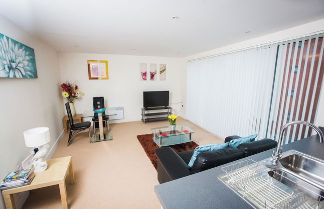 Meridian Tower Apartment - Foto 2