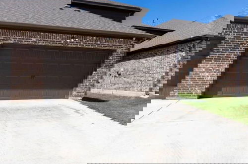 Foto 75 - Spacious Pet Friendly - 7 Miles to Eagle Mountain Lake