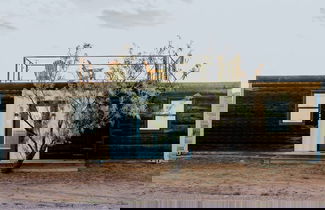 Foto 2 - New Moonlight Ridge-shipping Container Home