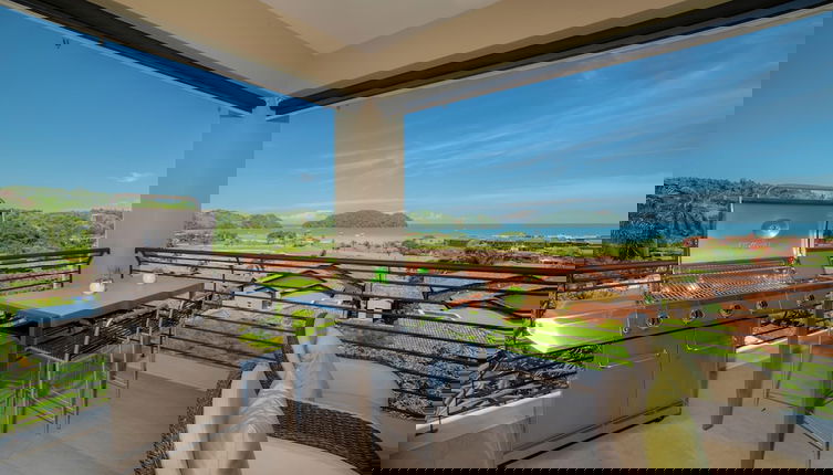 Photo 1 - Miramar 2D -3 Bedr 3 Bath Ocean View