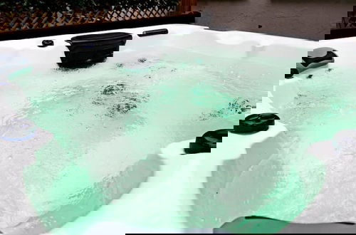 Foto 1 - The Leeds Gathering - Hot Tub - EV Charging