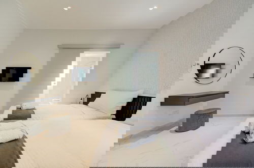 Foto 6 - Mayfair by Premier Suites MT