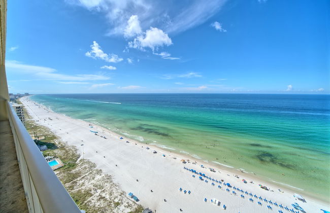 Wondrous Condo with Beach Access and Poolside Beach - Unit 2103 by RedAwning - Foto 35