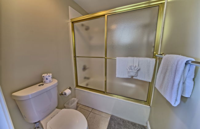Wondrous Condo with Beach Access and Poolside Beach - Unit 2103 by RedAwning - Foto 20