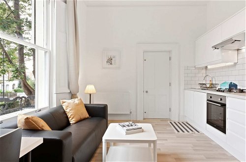 Photo 19 - Elegant 1 Bedroom Apartment in Brixton