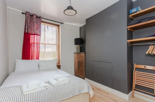 Photo 3 - Charming 1 Bedroom Apartment in Vibrant East Dulwich