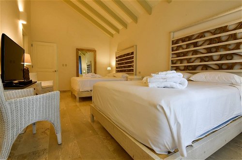 Foto 23 - 7 Bedrooms Luxury Colonial Villa Complete New 2017