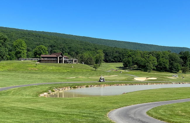 Cacapon Connected - Workplace Retreat - Foto 43