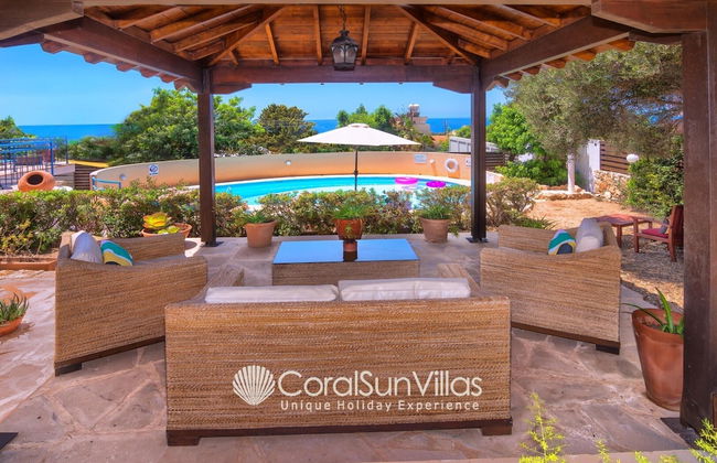 Large Pool & Garden, Billiard, Peaceful Area, Near to the Sea, Coral Bay Paphos - Photo 71