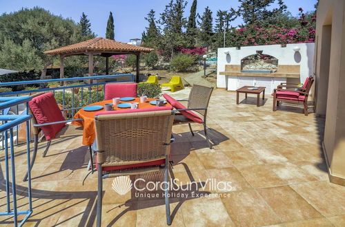 Foto 55 - Large Pool & Garden, Billiard, Peaceful Area, Near to the Sea, Coral Bay Paphos