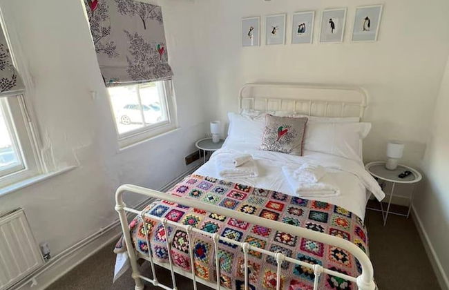 2 Bed Grade 2 - Dates Back to 1500's - Foto 2