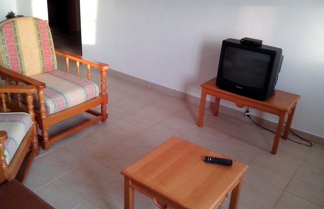 Albufeira 2 Bedroom Apartment 5 min From Falesia Beach and Close to Center! I - Foto 7