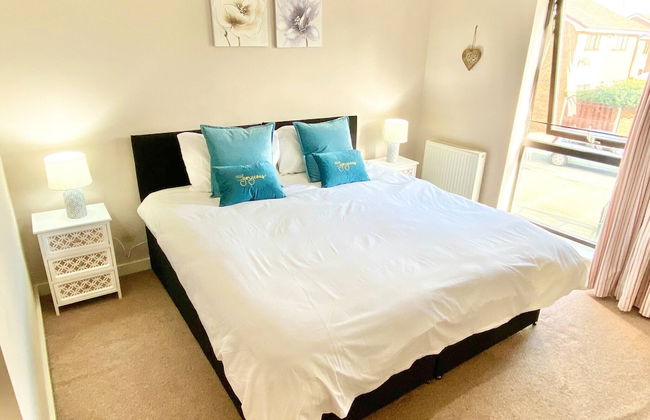 5-bed Townhouse Salford Deep Cleaned - Foto 10