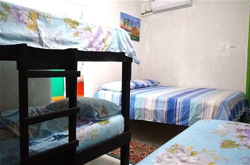 Photo 2 - Room in Guest Room - Green Sea Inn, San Luis With View of the Sea of the 7 Colors