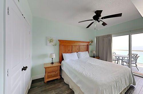 Photo 4 - Emerald Isle by Southern Vacation Rentals