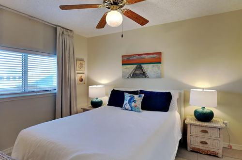 Photo 15 - Emerald Isle by Southern Vacation Rentals