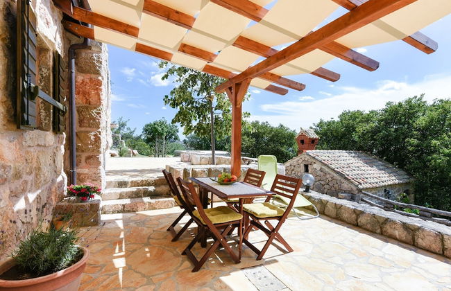 Traditional Stone House Bura - Nature Park Velebit - Foto 1