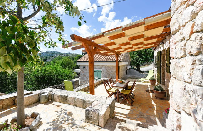 Traditional Stone House Bura - Nature Park Velebit - Foto 23