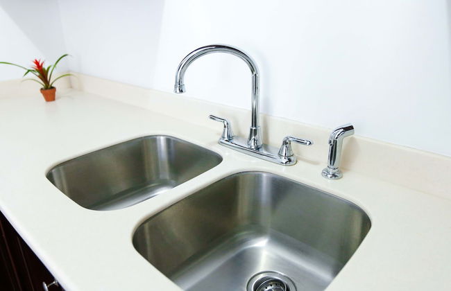 Cattleya's New Kingston Guest Apartment - Photo 10