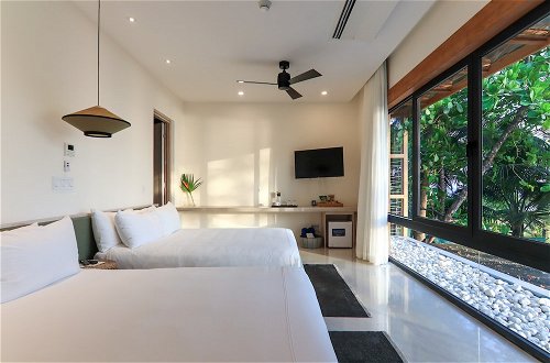 Foto 4 - Luxury Beachfront Villa with private pool at Nantipa