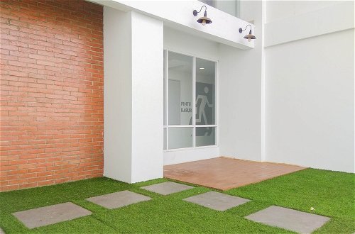 Foto 17 - Modern And Comfy Studio Apartment At Patraland Urbano