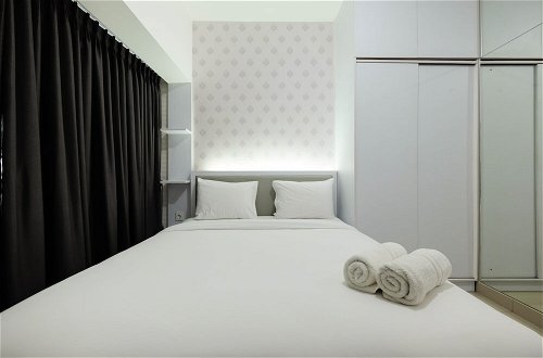 Photo 3 - Modern White Studio At Springlake Summarecon Bekasi Apartment By Travelio