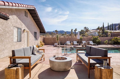 Photo 4 - Lava Rocks by Avantstay Gorgeous Desert Haven w/ Pool, Hot Tub, Fire Pit & Ping Pong