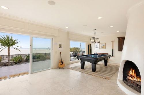 Photo 27 - Shoreline by Avantstay Spectacular Beachfront Home w/ Fire Pit, Spa & Pool Table