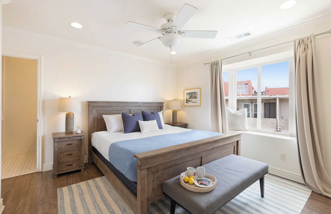 Shoreline by Avantstay Spectacular Beachfront Home w/ Fire Pit, Spa & Pool Table - Foto 29