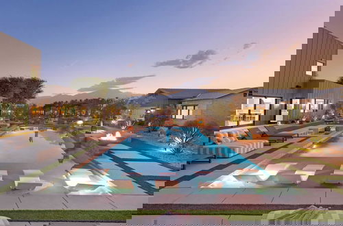Foto 6 - 8bdr Villa Tennis/pickleball, Golf Green, Pool House, Gym, Bar Mesquite38