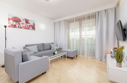 Photo 1 - Apartment Krakow Nowy Swiat by Renters