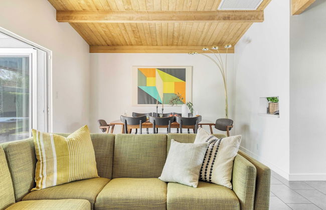 Lloyd by Avantstay Palm Spring Paradise w/ Pool, Large Yard & Table Tennis! Permit#3779 - Foto 11