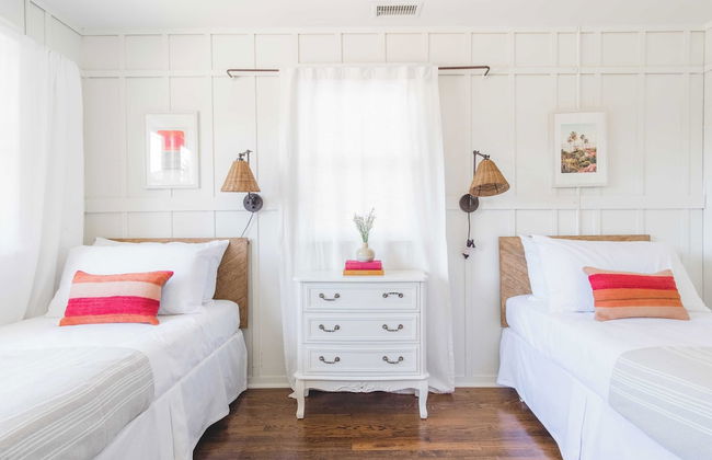 Topaz By Avantstay Adorable Cottage Walking Distance to Beach w/ Large Patio - Photo 30