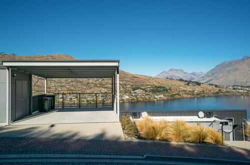 Photo 29 - MODERN ALPINE LIVING SPECTACULAR VIEW