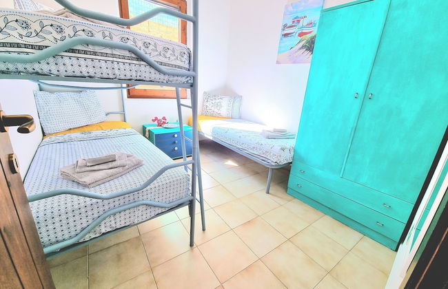 4 Bedroom Villa With Garden 3 min Walk From Beach! - Foto 6