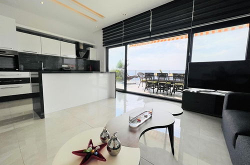 Foto 8 - Villa With Private Pool and Terrace in Alanya