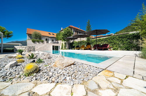 Photo 27 - Villa Lastva is a Five Star Seafront Luxury Villa With Privite Pool