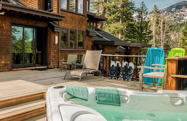 Bronson by Avantstay Luxurious Home On The Slopes! - Photo 1