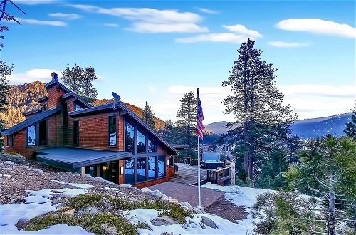 Foto 41 - Bronson by Avantstay Luxurious Home On The Slopes