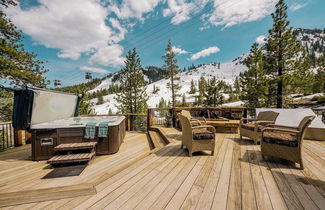 Photo 3 - Bronson by Avantstay Luxurious Home On The Slopes