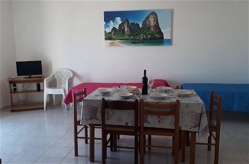 Foto 44 - Charming Holiday Home Near The Beach With A Terrace Parking Available, Pets