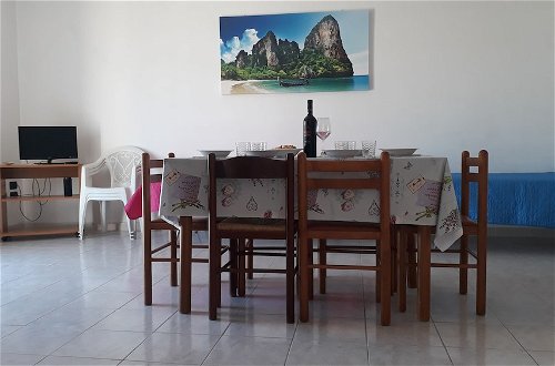 Foto 45 - Charming Holiday Home Near The Beach With A Terrace Parking Available, Pets