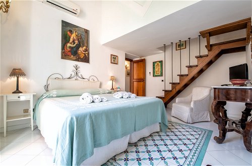 Photo 2 - Upscale Central Amalfi Apartment In 19th-century Building