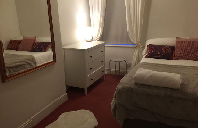Cosy Cottage Sleeps 6 Suit Families, Contractors, Couples - Foto 3