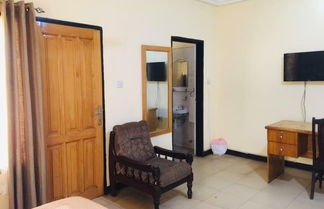 Photo 1 - Room in B&B - Double Room With Balcony in the Heart of Accra