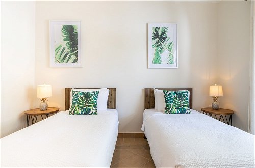 Photo 1 - Luxury Pool Villa With View! Cabana, Bbq, 3min/beach, in Tierra del Sol