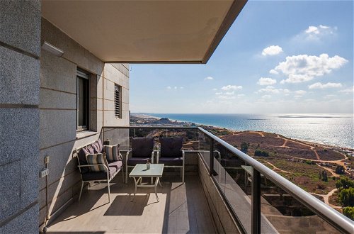 Photo 25 - Luxury Mini Penthouse Sea View Best Loc