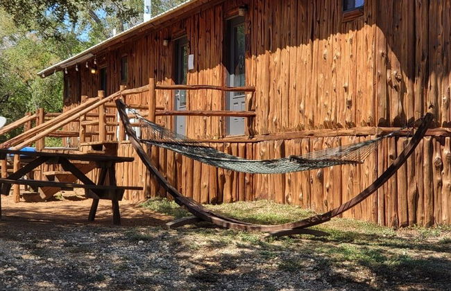Log Cabin 4 at Son's Blue River Camp - Foto 57