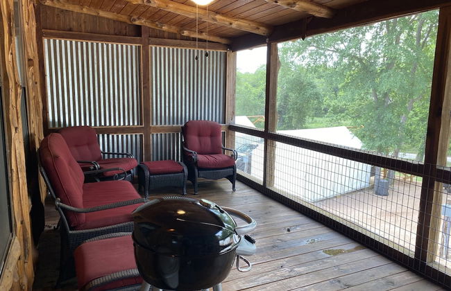 Log Cabin 3 at Son's Blue River Camp - Foto 8